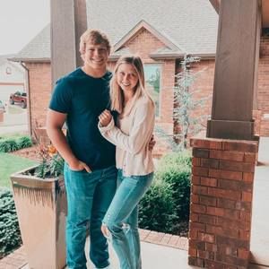 Meet your Posher, Brady